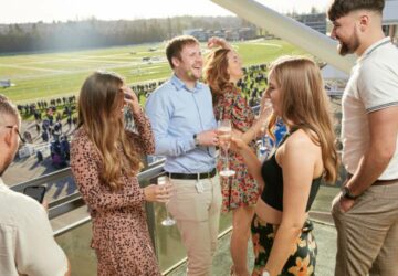 Racegoers Restaurant Balcony