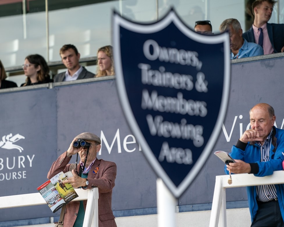 Owners Trainers and Members Viewing Area