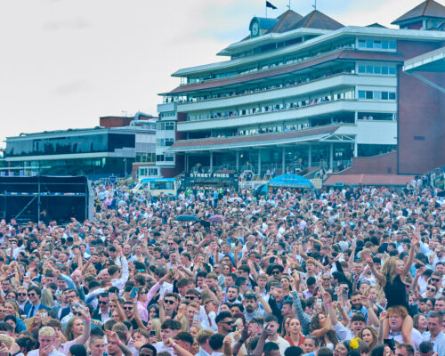 Ella Henderson Live At Newbury Racecourse