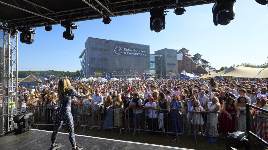 Visitor Guide: BOYLE Sports Lockinge With Ladies Day